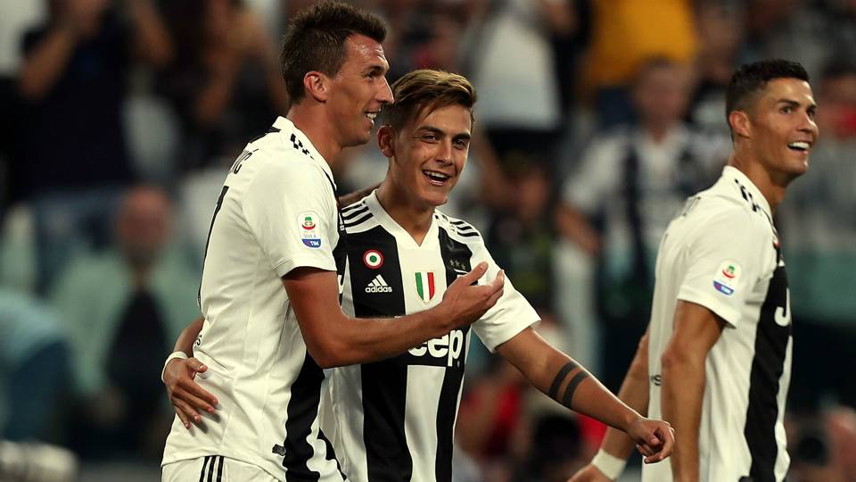 mario-mandzukic-cristiano-ronaldo-juventus-v-napoli-serie-a_11zkb9tx5myle1v6w2xn5r7ysm