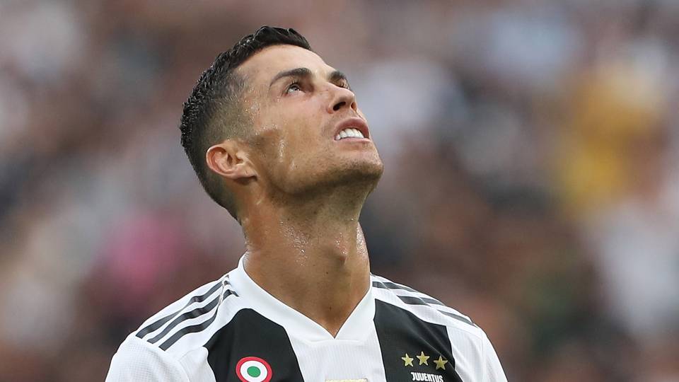 'Ridiculous and shameful' - Ronaldo agent fumes at UEFA Player of the Year snub