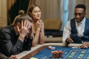 Baccarat Strategy Guide: Handling Your Bankroll
