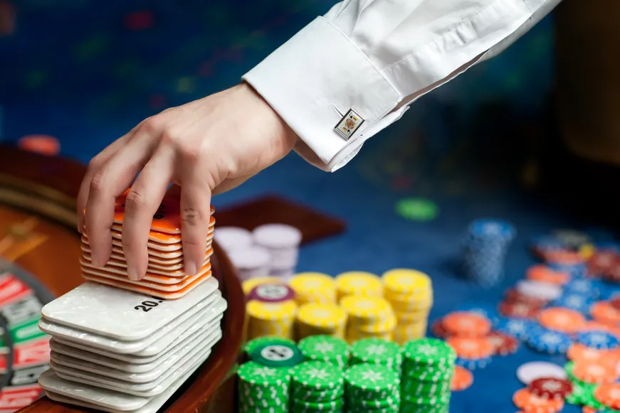 Do's and Don'ts When Playing Poker
